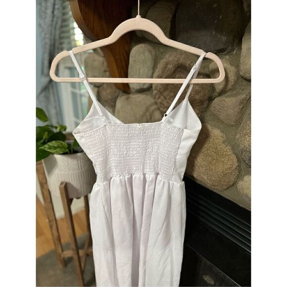 Whiteāspaghettiāstrapāmidiādress - Picture 7 of 13
